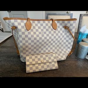 Louis Vuitton Neverfull MM + Wallet!